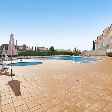 Costa Cabanas 56 *