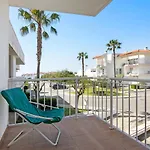 Costa Cabanas 56 *