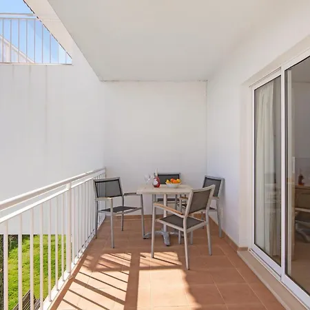 Costa Cabanas 56 *